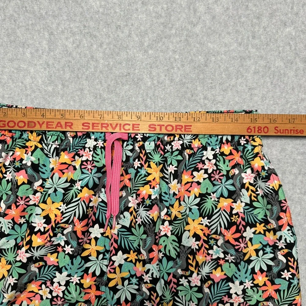 Chubbies Mens Swim Trunks Tropical Toucan Floral 5.5 Inch Inseam XL Black Pink